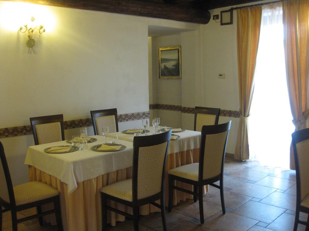Albergo Giardino Sannazzaro de' Burgondi Luaran gambar
