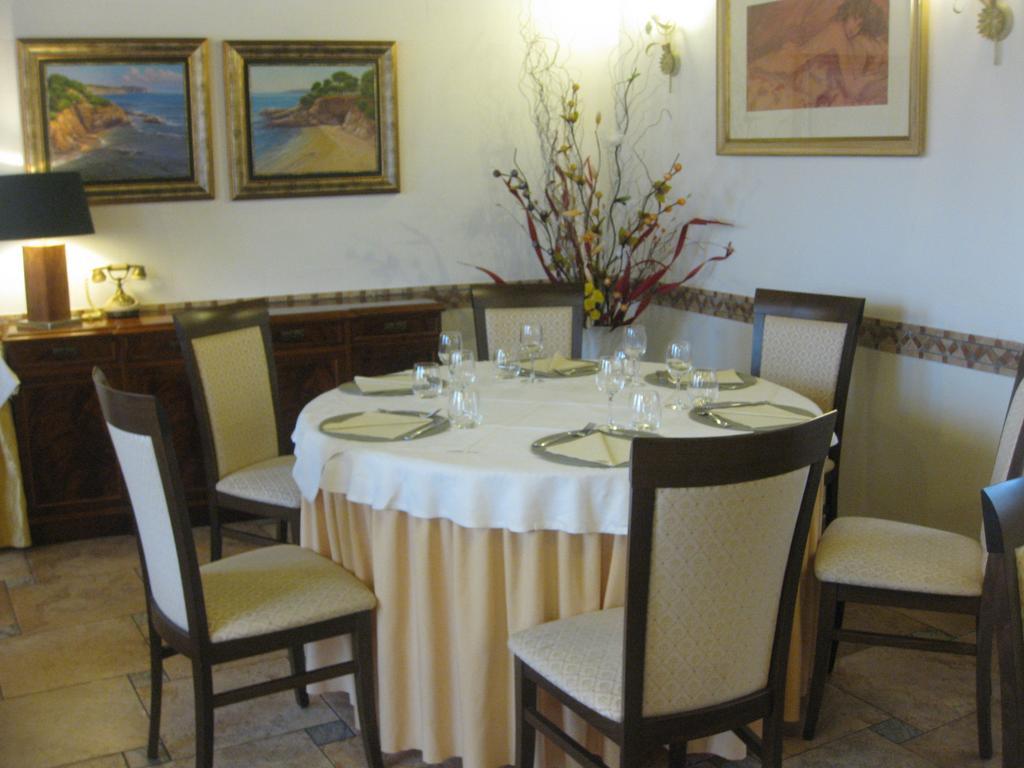Albergo Giardino Sannazzaro de' Burgondi Luaran gambar