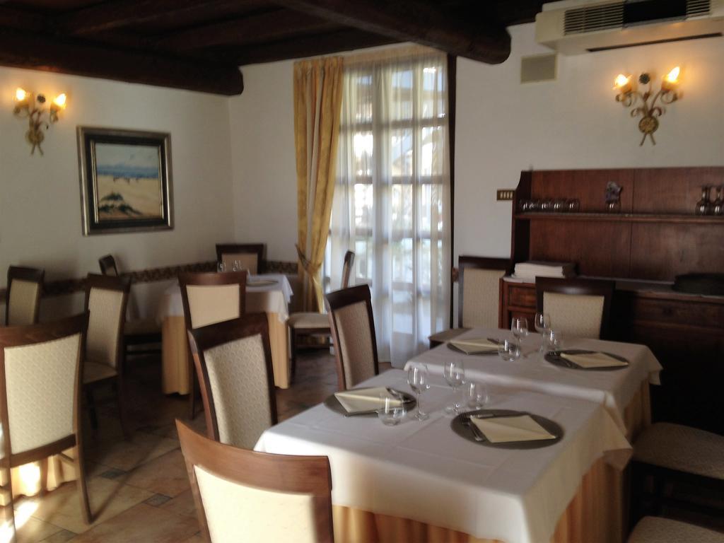 Albergo Giardino Sannazzaro de' Burgondi Luaran gambar